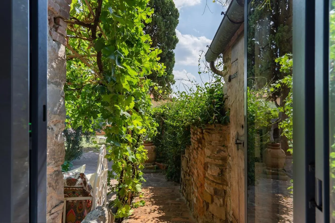 Villa Fracassini Pergine Valdarno Italy
